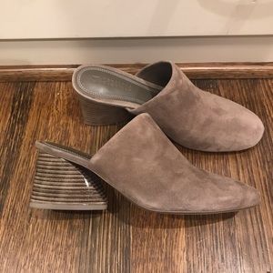 Mercedes Castillo Mule 6